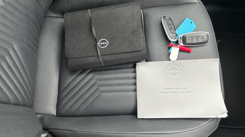 Nissan Juke 1.6 Hybrid Tekna 5dr Auto Hybrid Hatchback